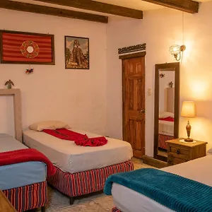nikikot-hostel-hotel.guatemalaantiguahotels.com/
